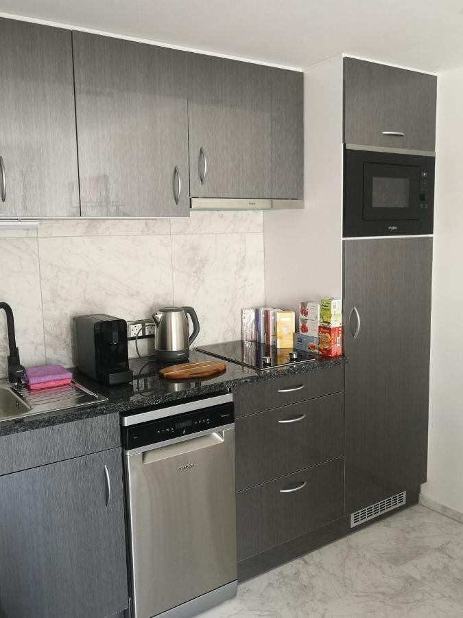 Lilie Appartement In Heviz Mit Tiefgarage, New And Modern Экстерьер фото