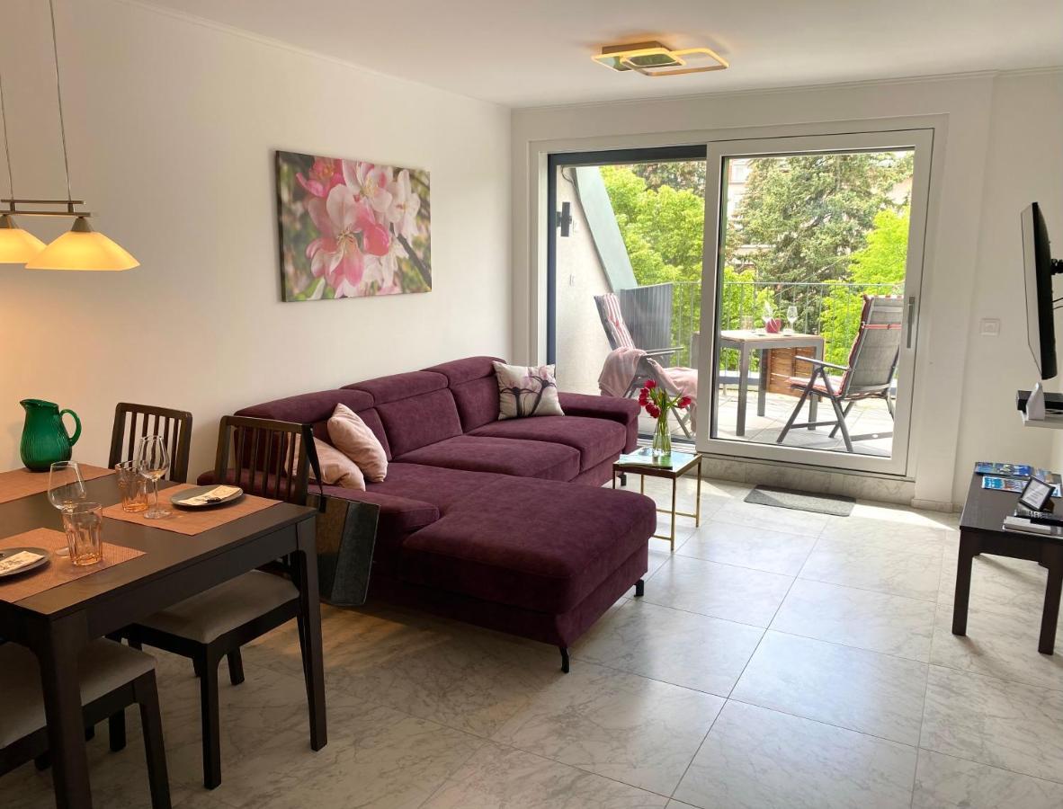 Lilie Appartement In Heviz Mit Tiefgarage, New And Modern Экстерьер фото